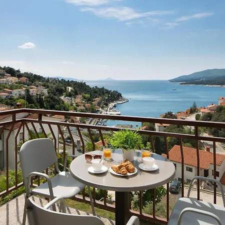 Appartement With Parking Space Rabac, Labin - 9670
