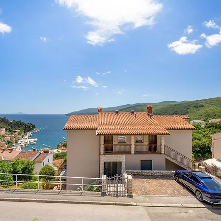 With Parking Space Rabac, Labin - 9670 Appartement *